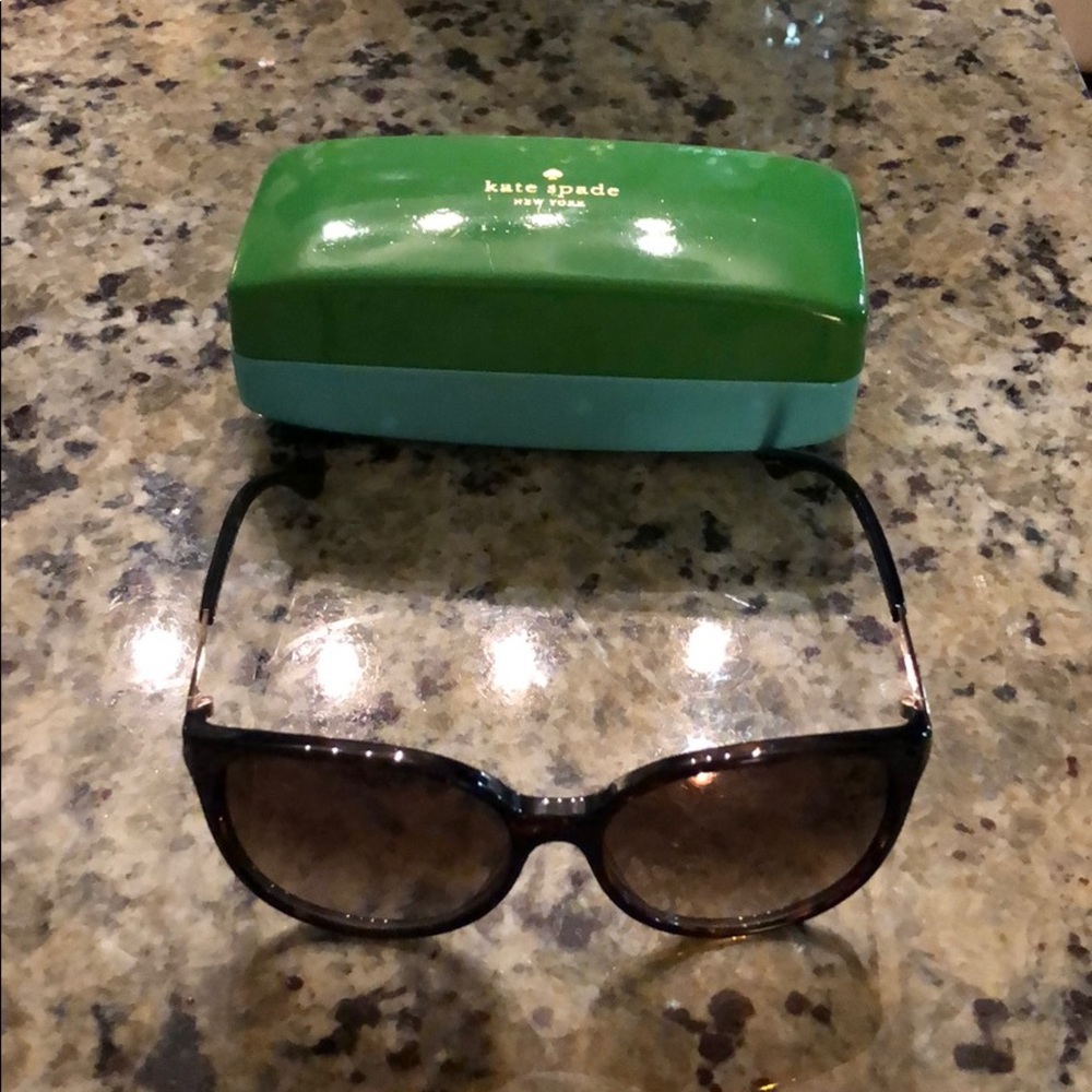 Kate spade tortoise shell sunglasses